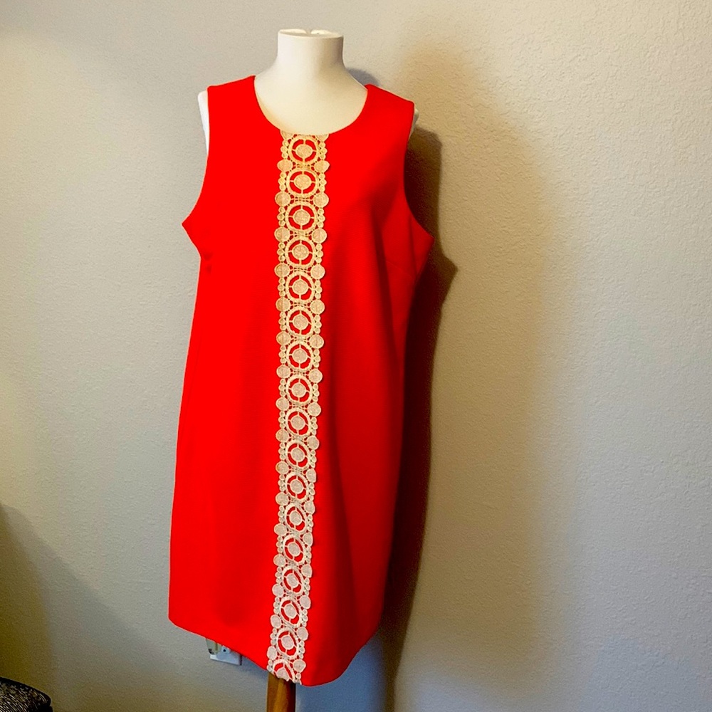 Jessica Simpson size 14. Absolutely stunning!